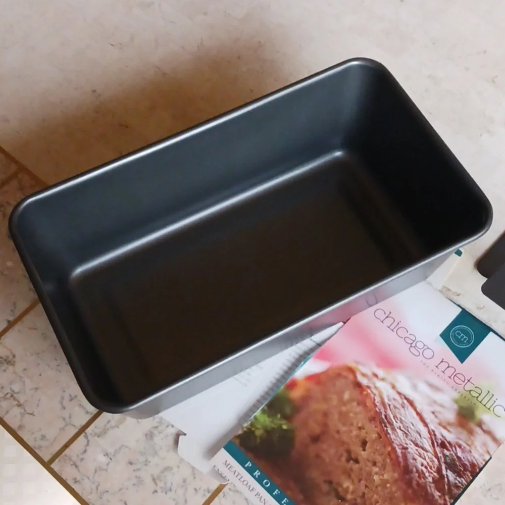 Loaf pan/meatloaf pan with pull out tray, non-stick,Chicago metallic, New - Picture 3 of 9